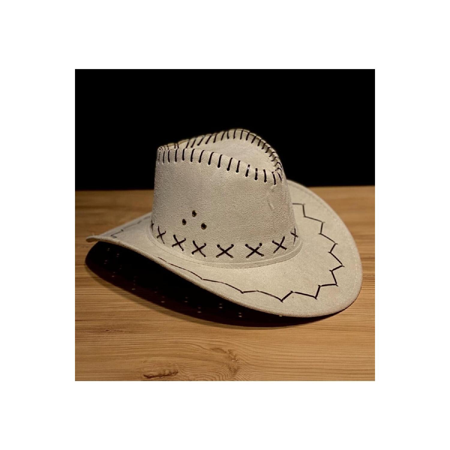 Ковбойская шляпа из нубука для взрослых с кружевом 
Ковбойская шляпа из нубука для взрослых с кружевом