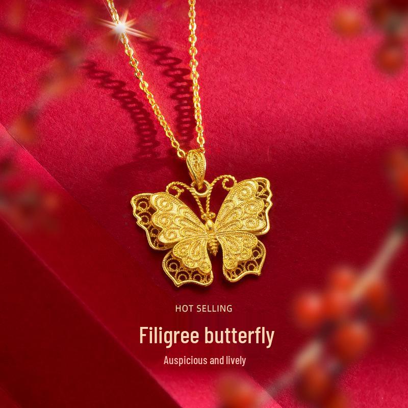 Elegant Gold Hollow Butterfly Necklace: High-End Women s Clavicle Chain Filigree Butterfly Pendant
Elegant Gold Hollow Butterfly Necklace: High-End Women s Clavicle Chain Filigree Butterfly Pendant