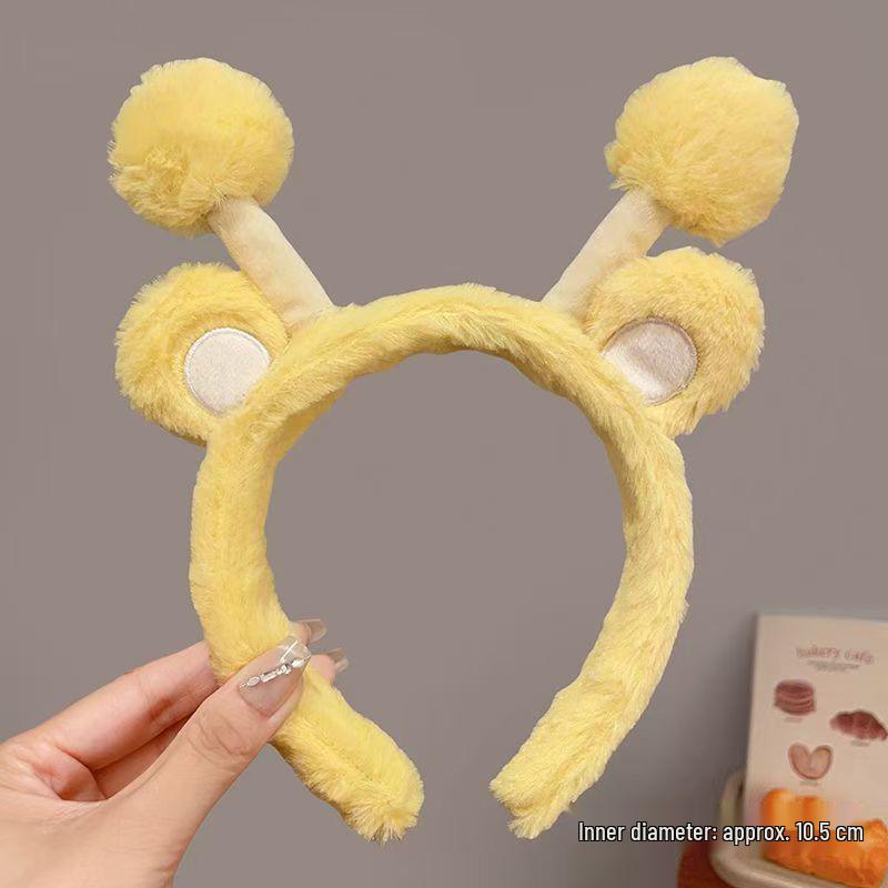 Adorable Animal Ears Plush Headband for Women - Cartoon Face Wash & Hair Accessory
Adorable Animal Ears Plush Headband for Women - Cartoon Face Wash & Hair Accessory