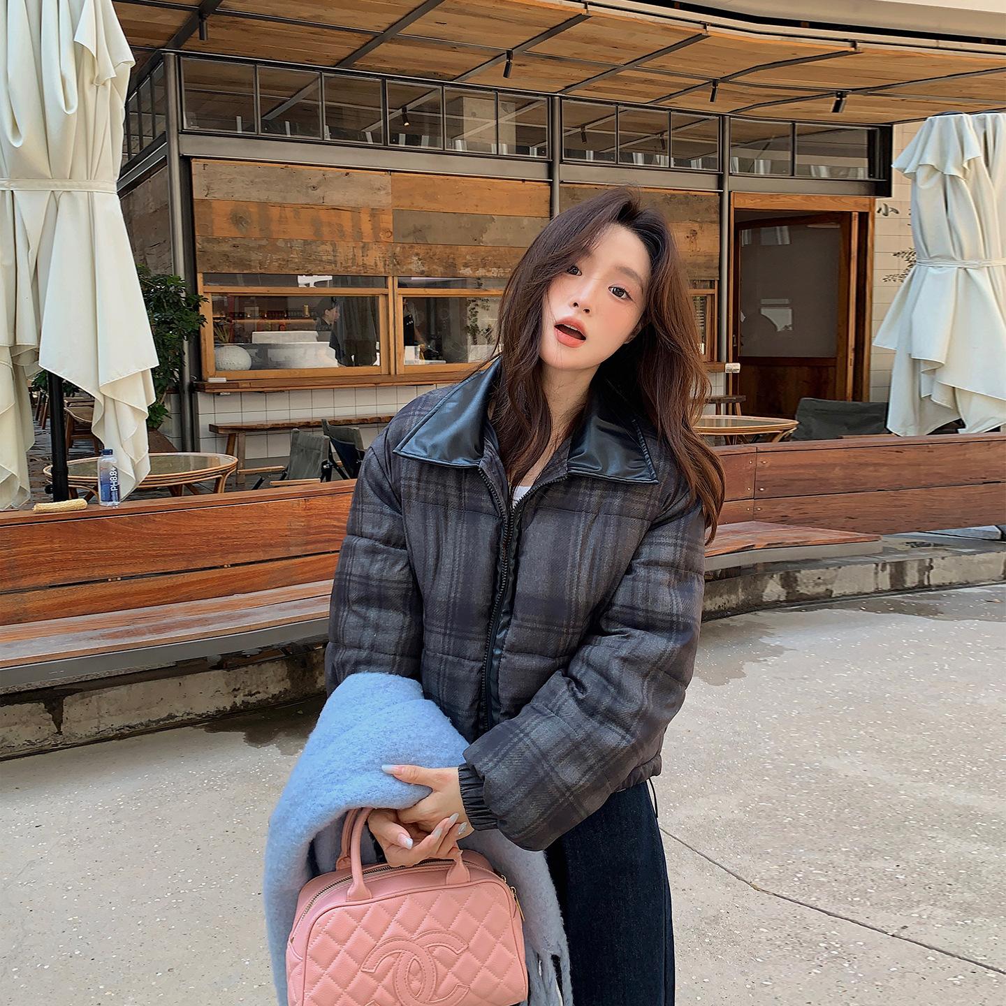 Конфетный цвет Зимний новый стиль Воротник-стойка Свободное хлопковое пальто Контрастная клетчатая короткая хлопковая куртка XXL
Конфетный цвет Зимний новый стиль Воротник-стойка Свободное хлопковое пальто Контрастная клетчатая короткая хлопковая куртка XXL