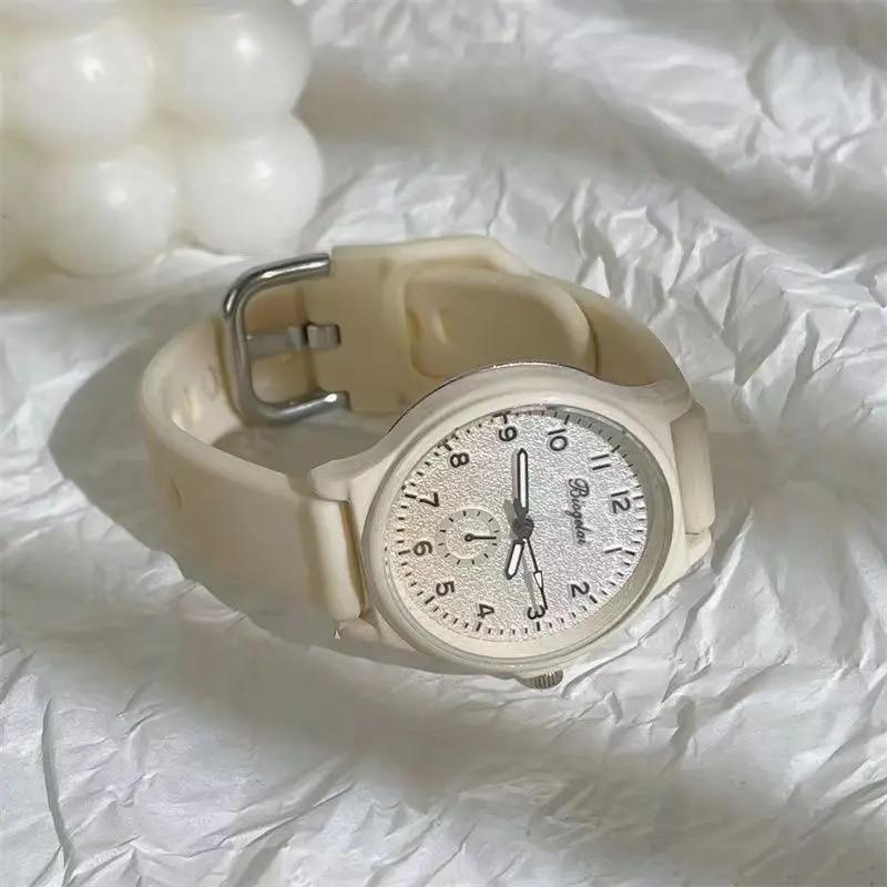 Модные градиентные часы с кварцевым механизмом, циферблатом с арабскими цифрами и стрелками, высококачественным силиконовым ремешком, регулируемые наручные часы для женщин абрикосовый
Модные градиентные часы с кварцевым механизмом, циферблатом с арабскими цифрами и стрелками, высококачественным силиконовым ремешком, регулируемые наручные часы для женщин абрикосовый