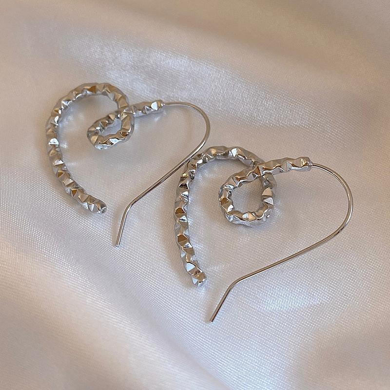 Irregular Design With Gold Color Heart-shaped Copper Alloy Earrings 2026 Unusual Jewelry sets For Women s Fashion Accessories срібний
Irregular Design With Gold Color Heart-shaped Copper Alloy Earrings 2026 Unusual Jewelry sets For Women s Fashion Accessories срібний
