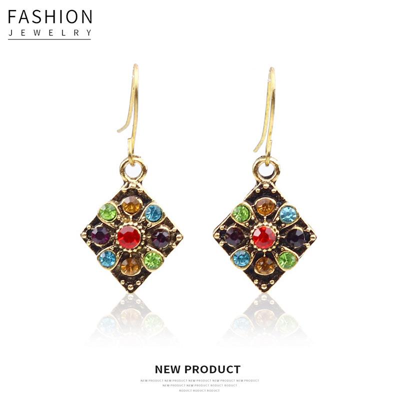 Bohemian Retro Geometric Rhinestone Earrings - European & American Colorful Dangle Studs
Bohemian Retro Geometric Rhinestone Earrings - European & American Colorful Dangle Studs