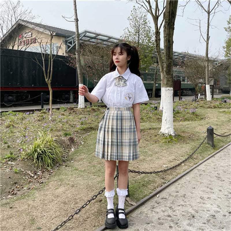 Оригінальна парна сорочка JK, форма DK: Вишита літня футболка з коротким/довгим рукавом для випускного сезону, чоловіча та жіноча. Medium
Оригінальна парна сорочка JK, форма DK: Вишита літня футболка з коротким/довгим рукавом для випускного сезону, чоловіча та жіноча. Medium