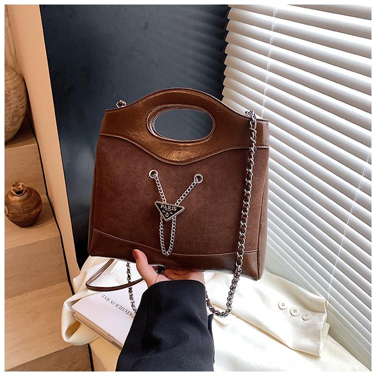 Осенняя новинка, усовершенствованное ощущение ретро матовая цепочка на плечо универсальная сумка через плечо на одно плечо
Осенняя новинка, усовершенствованное ощущение ретро матовая цепочка на плечо универсальная сумка через плечо на одно плечо