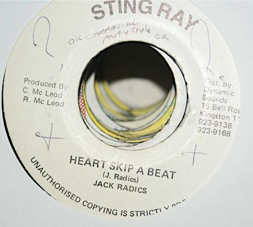 7-дюймовая пластинка JACK RADICS - Heart Skips A Beat НЕТ Sting Ray Ямайка Регги, Ска и Даб Б/У
7-дюймовая пластинка JACK RADICS - Heart Skips A Beat НЕТ Sting Ray Ямайка Регги, Ска и Даб Б/У