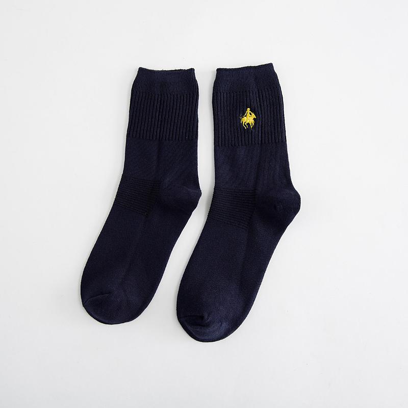 Расчесанный хлопок для создания мужских носков из высококачественного хлопка, универсальный выбор для любого сезона, мужские повседневные хлопковые носки One Size
Расчесанный хлопок для создания мужских носков из высококачественного хлопка, универсальный выбор для любого сезона, мужские повседневные хлопковые носки One Size