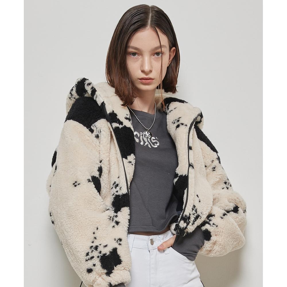 LUV IS TRUE OT NUPTSE FLEEE BEIGE
LUV IS TRUE OT NUPTSE FLEEE BEIGE