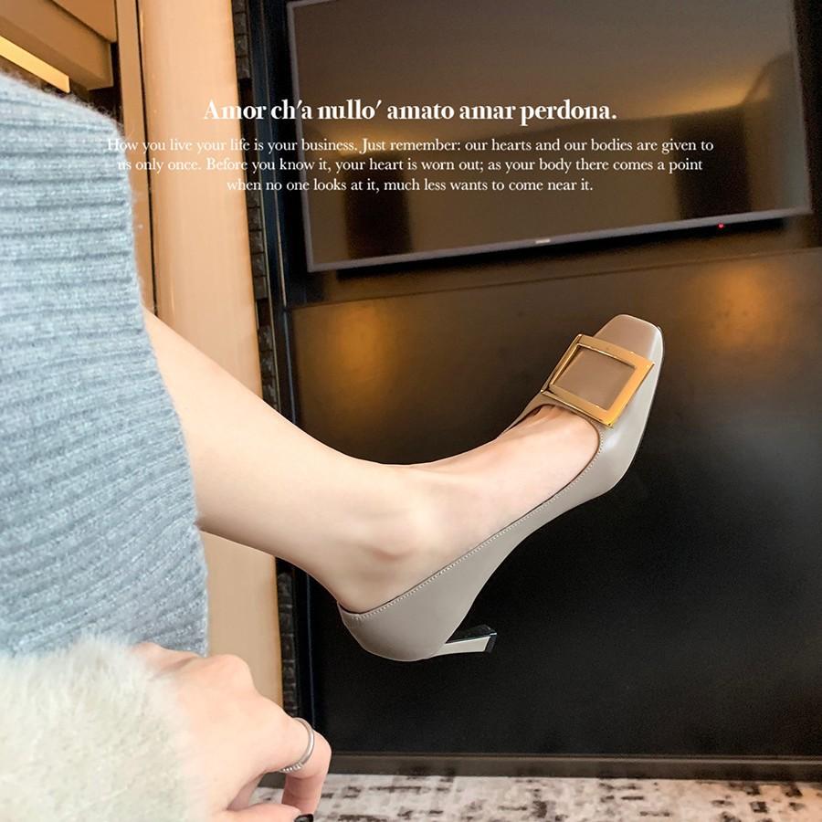 Spot~ Grape Mom Same Style | French Temperament Evening Wind Square Buckle Slender High Heel Square Head Shallow Mouth Commuter Single Shoes Women s 34
Spot~ Grape Mom Same Style | French Temperament Evening Wind Square Buckle Slender High Heel Square Head Shallow Mouth Commuter Single Shoes Women s 34