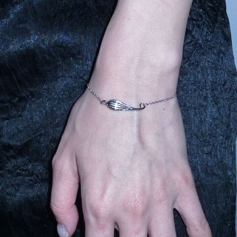 A BIT MOR STREAM BRACELET GOLD
A BIT MOR STREAM BRACELET GOLD