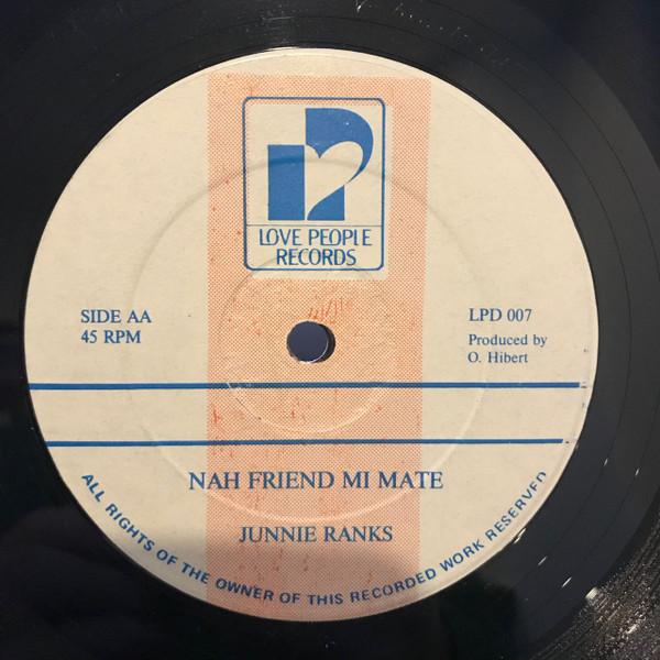 12-дюймовая пластинка TONY TUFF - Hackle Your Body For Them LPD1005 Love People Rec US Регги, Ска и Даб Б/У
12-дюймовая пластинка TONY TUFF - Hackle Your Body For Them LPD1005 Love People Rec US Регги, Ска и Даб Б/У