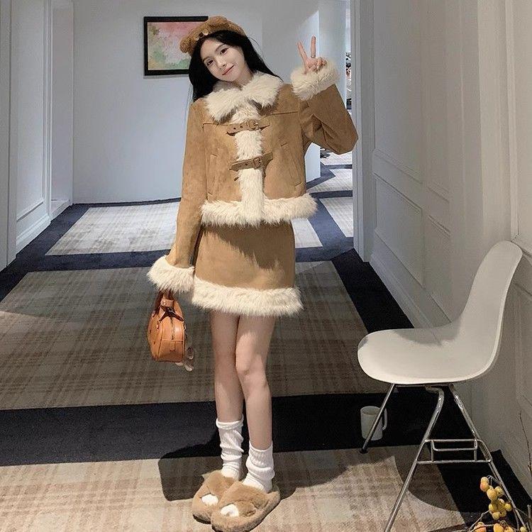 Plus Size Women s Fur Collar Jacket & Skirt Set - Autumn/Winter Fashion 200 lbs M (suggested for 80-100 catties)
Plus Size Women s Fur Collar Jacket & Skirt Set - Autumn/Winter Fashion 200 lbs M (suggested for 80-100 catties)