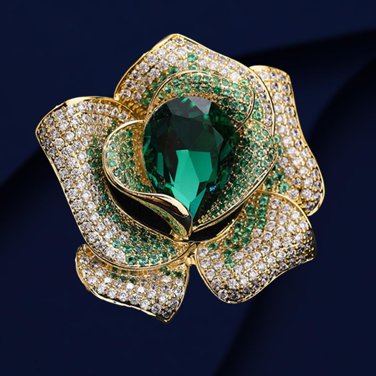 Fashionable Women s Luxurious Brooch Flower Style Exquisite Brooch Winter New Trend Brooch
Fashionable Women s Luxurious Brooch Flower Style Exquisite Brooch Winter New Trend Brooch
