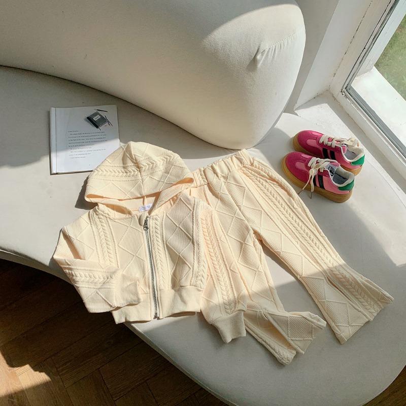 Повседневный универсальный трикотажный свитер с капюшоном для девочек на весну и осень 100cm абрикосовый
Повседневный универсальный трикотажный свитер с капюшоном для девочек на весну и осень 100cm абрикосовый