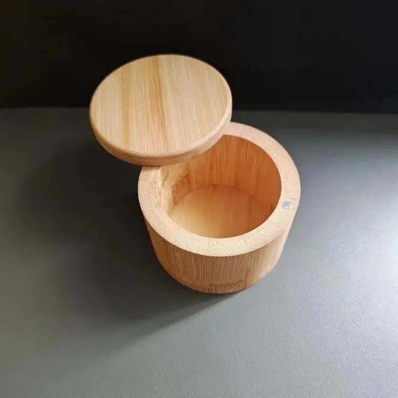 Бамбуковая солонка с ложкой Кухонная банка для специй Магнитный вращающийся бытовой контейнер для приправ Шкатулки для хранения ювелирных изделий ручной работы A
Бамбуковая солонка с ложкой Кухонная банка для специй Магнитный вращающийся бытовой контейнер для приправ Шкатулки для хранения ювелирных изделий ручной работы A