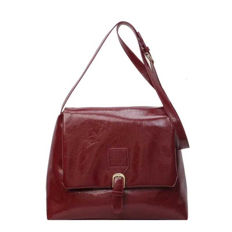 Повседневные однотонные сумки через плечо с внутренним карманом на молнии и карманом-клапаном, мягкие новые сумки для женщин, внутреннее отделение, женские сумки из искусственной кожи
Повседневные однотонные сумки через плечо с внутренним карманом на молнии и карманом-клапаном, мягкие новые сумки для женщин, внутреннее отделение, женские сумки из искусственной кожи