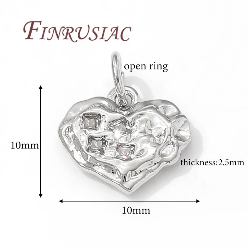 18K Gold Plated Hearts Charms For Jewelry,Trendy Heart Pendants For Bracelets Necklaces Jewelry Making,DIY Earrings Accessories 2 piece
18K Gold Plated Hearts Charms For Jewelry,Trendy Heart Pendants For Bracelets Necklaces Jewelry Making,DIY Earrings Accessories 2 piece