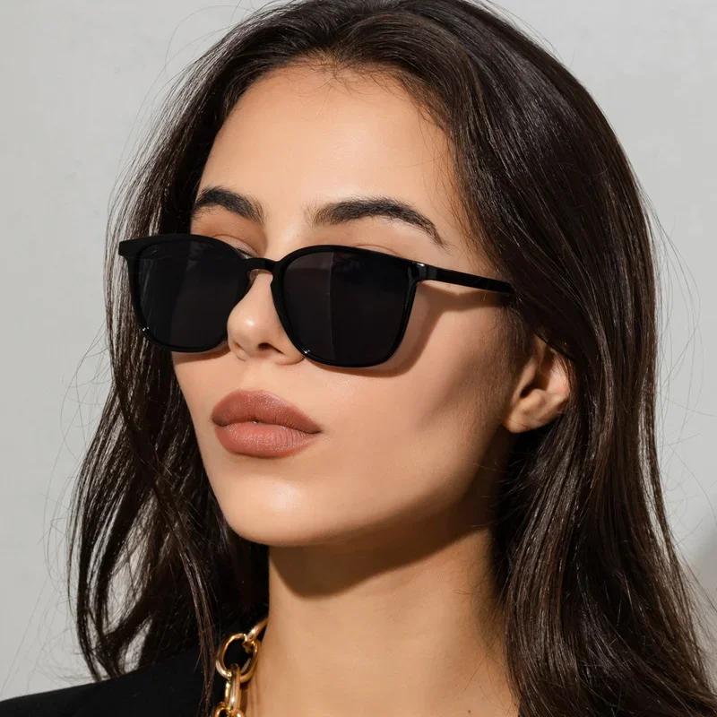 2024 Fashion Square Sunglasses Woman Retro Brand Designer Shades Sun Glasses Female Black Vintage Cat Eye Driving Oculos De Sol
2024 Fashion Square Sunglasses Woman Retro Brand Designer Shades Sun Glasses Female Black Vintage Cat Eye Driving Oculos De Sol