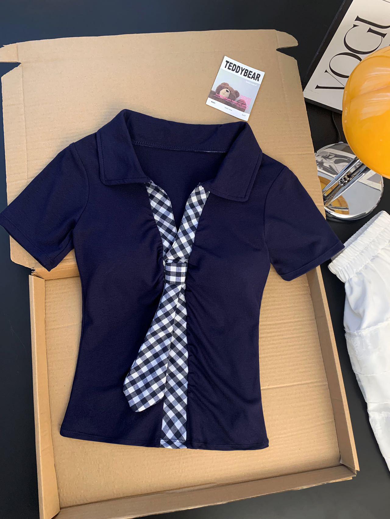 Women s V-Neck Lace Patchwork Bow Tie Lace-Up Short Sleeve Top - Fashionable and Versatile Design One Size темно-синього кольору
Women s V-Neck Lace Patchwork Bow Tie Lace-Up Short Sleeve Top - Fashionable and Versatile Design One Size темно-синього кольору