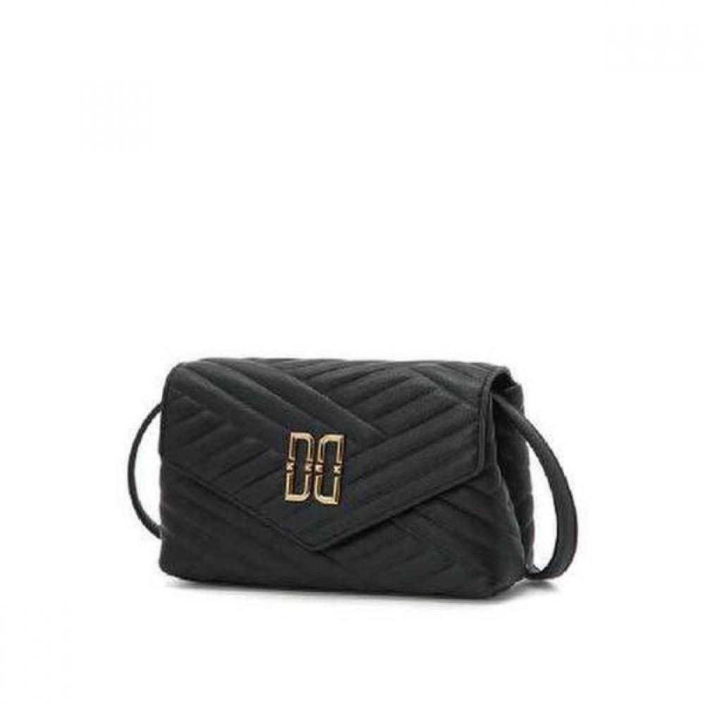 Daks Black Dd Logo Leather Crossbody Bag Dcba2f367bk Single option
Daks Black Dd Logo Leather Crossbody Bag Dcba2f367bk Single option