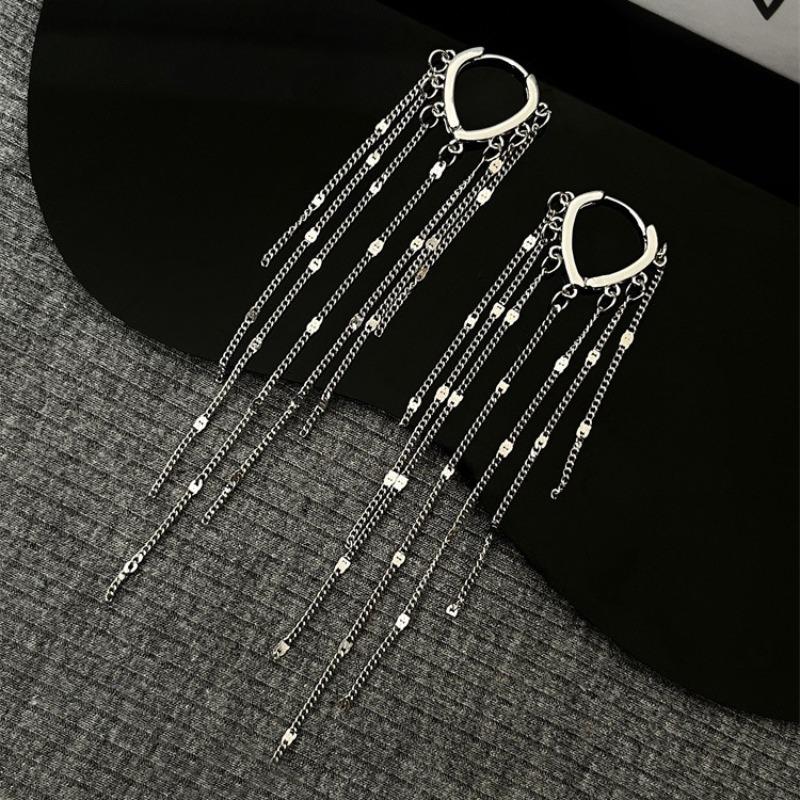 Серьги-протяжки в форме сердца с кисточками в стиле легкой роскоши, модные и высококлассные длинные серьги, универсальные женские серьги с характером серебряный
Серьги-протяжки в форме сердца с кисточками в стиле легкой роскоши, модные и высококлассные длинные серьги, универсальные женские серьги с характером серебряный