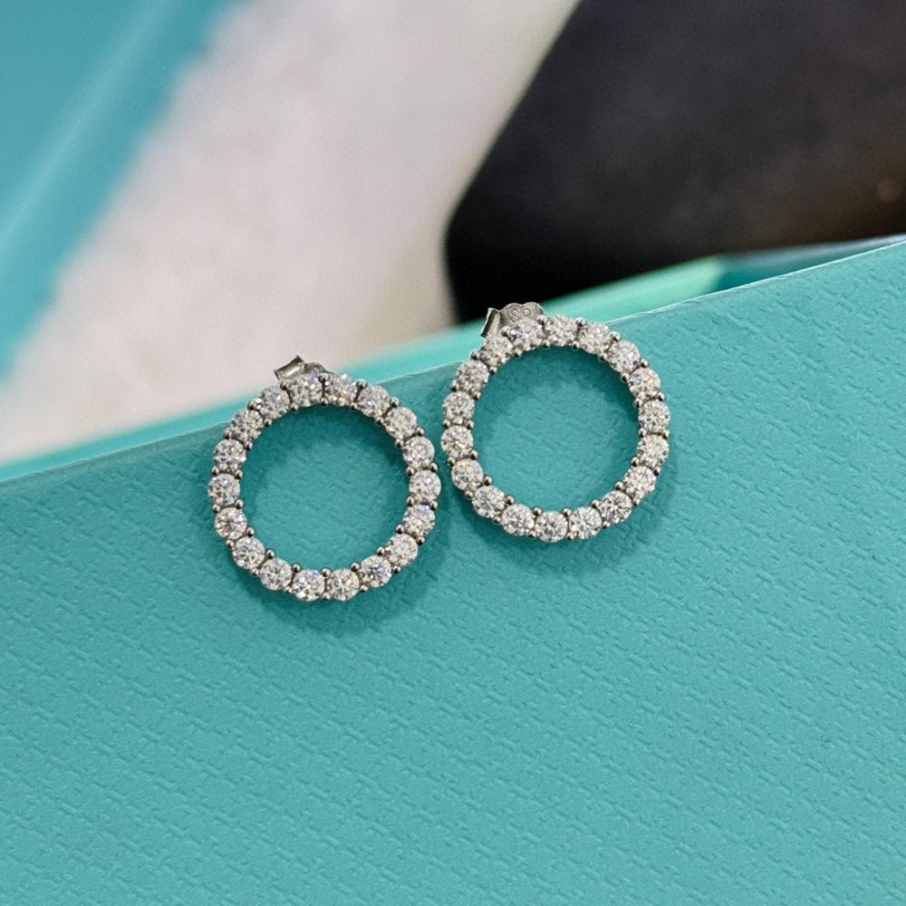 New Vintage 100% Pure 925 Sterling Silver Earrings Pave Aaa Zircon Round Shape Ear Studs Earrings For Women Luxury Fine Jewelry
New Vintage 100% Pure 925 Sterling Silver Earrings Pave Aaa Zircon Round Shape Ear Studs Earrings For Women Luxury Fine Jewelry