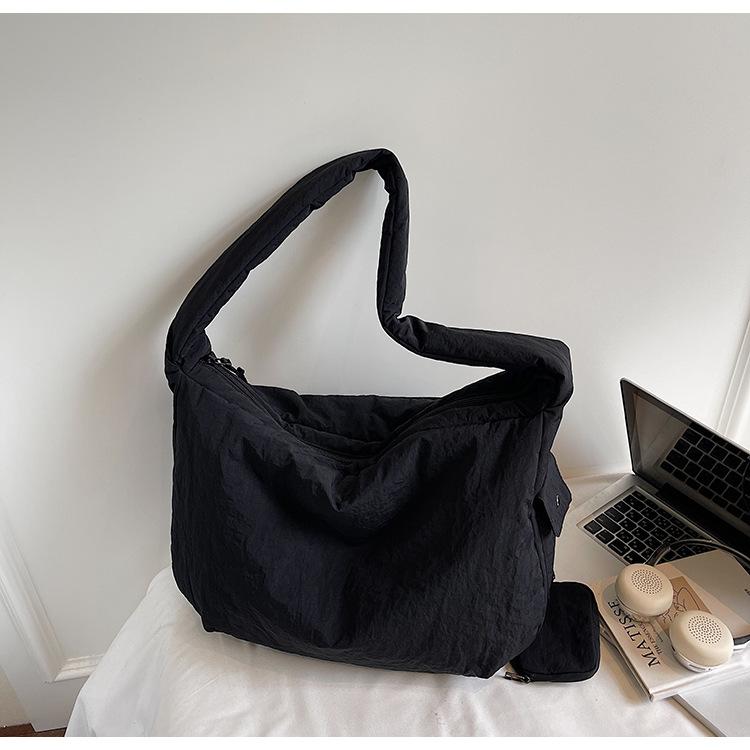 Japanese Style Texture Simple Shoulder Bag New Casual Versatile Crossbody Bag Lightweight Composite Bag for Women Large Capacity чёрный
Japanese Style Texture Simple Shoulder Bag New Casual Versatile Crossbody Bag Lightweight Composite Bag for Women Large Capacity чёрный