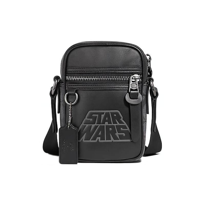COACH Star Wars Star Wars Joint Model Terrain 11 Printed Cowhide Crossbody Bag Mini Men s Black чорний
COACH Star Wars Star Wars Joint Model Terrain 11 Printed Cowhide Crossbody Bag Mini Men s Black чорний