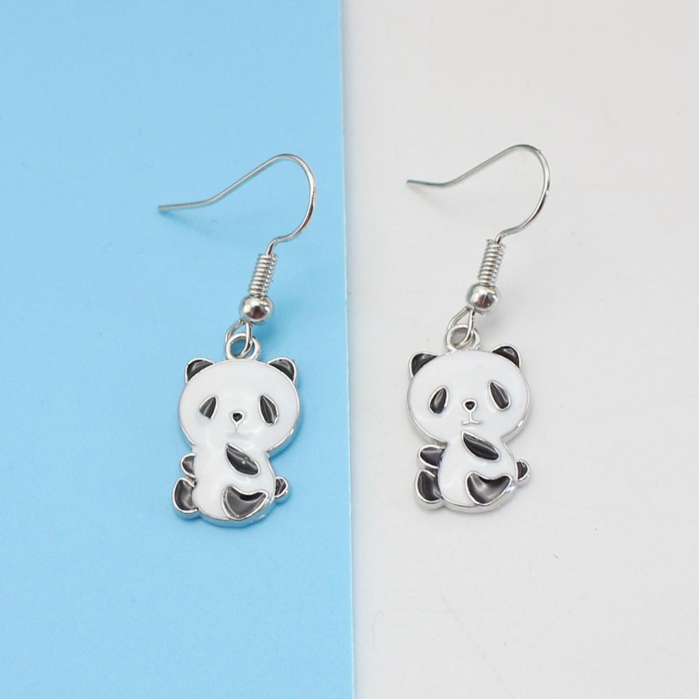 Panda Animals Dangle Earring for Women Simple Sweet Personality Unique Black White Enamel Ear Zircon Wholesale Girl Kids Gift
Panda Animals Dangle Earring for Women Simple Sweet Personality Unique Black White Enamel Ear Zircon Wholesale Girl Kids Gift