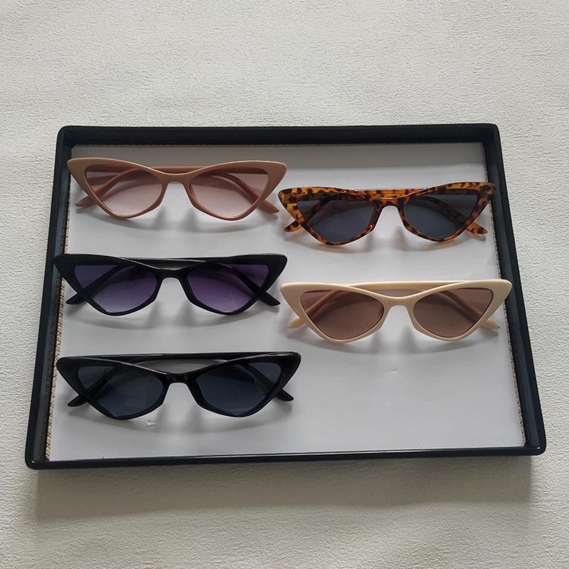 5 Pairs Per Set Wholesale Sunglasses For Women Cat Eye Eyewear Classic Vintage Small Triangle Frame Sun Glasses Outdoor Shades
5 Pairs Per Set Wholesale Sunglasses For Women Cat Eye Eyewear Classic Vintage Small Triangle Frame Sun Glasses Outdoor Shades