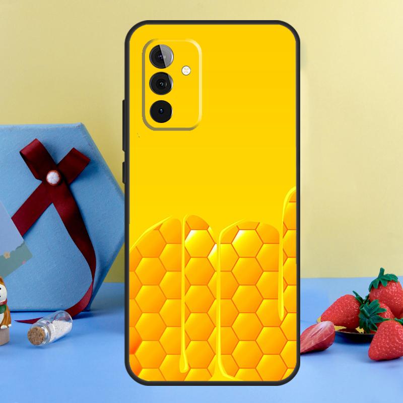 Honeycomb Honey Bee Case For Samsung Galaxy A15 A17 A55 A35 A32 A52 A13 A33 A53 A14 A34 A54 A06 A16 A26 A36 A56 Samsung A25
Honeycomb Honey Bee Case For Samsung Galaxy A15 A17 A55 A35 A32 A52 A13 A33 A53 A14 A34 A54 A06 A16 A26 A36 A56 Samsung A25