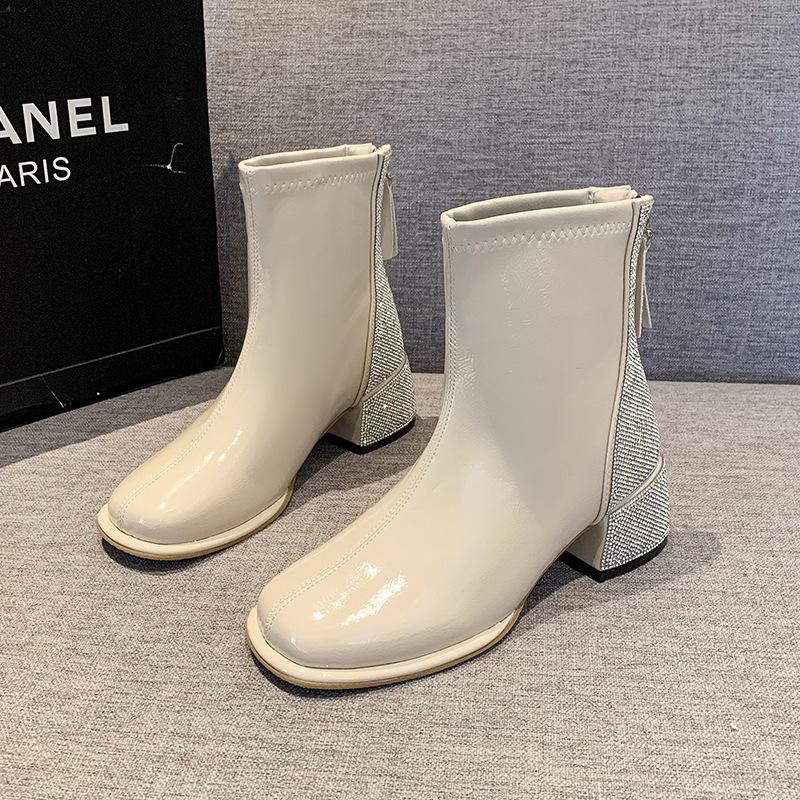 Versatile and foreign women s autumn and winter 2025 models increase temperament, color matching rhinestone Martin boots, small high-heeled short bo 39
Versatile and foreign women s autumn and winter 2025 models increase temperament, color matching rhinestone Martin boots, small high-heeled short bo 39