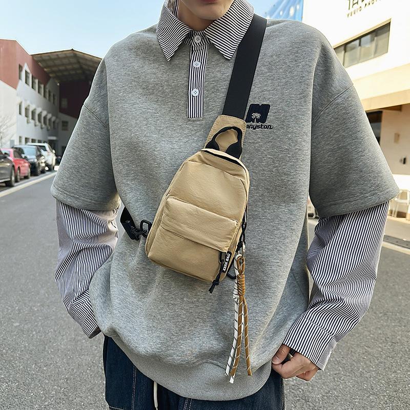 Hong Kong Style Neutral Locomotive Small Mobile Phone Bag Spring and Summer New Daily Commuting Shoulder Crossbody Breast Bag хаки
Hong Kong Style Neutral Locomotive Small Mobile Phone Bag Spring and Summer New Daily Commuting Shoulder Crossbody Breast Bag хаки