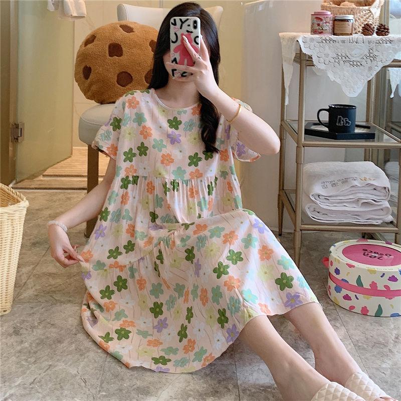 Cotton and silk nightgown women s summer short-sleeved large-size high-end printed maternity pajamas can be worn outside long loungewear One size fits most (can fit up to 42.5-80kg).
Cotton and silk nightgown women s summer short-sleeved large-size high-end printed maternity pajamas can be worn outside long loungewear One size fits most (can fit up to 42.5-80kg).