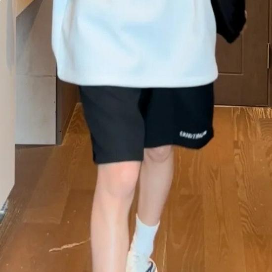 Women s Casual Off-Shoulder Polo Neck Two-Piece Set - Top and Shorts M (Recommended for 50-60 kg)
Women s Casual Off-Shoulder Polo Neck Two-Piece Set - Top and Shorts M (Recommended for 50-60 kg)