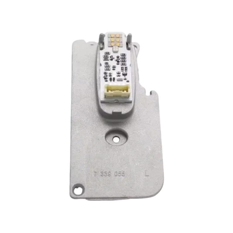 BMW 7 Series (2018-2022) Headlight Control Module Part 63117339055/63117339056
BMW 7 Series (2018-2022) Headlight Control Module Part 63117339055/63117339056