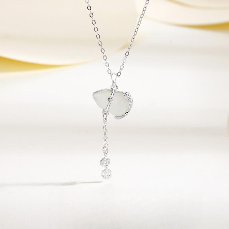 Tassel Gourd Necklace Women s Guochao New Chinese Niche Design Sense Jewelry 
Tassel Gourd Necklace Women s Guochao New Chinese Niche Design Sense Jewelry