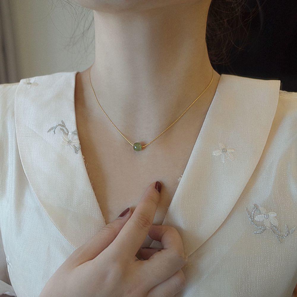 Bead Vintage Emerald Green Necklace Korean Style Jewelry Female Necklace Clavicle Chain A
Bead Vintage Emerald Green Necklace Korean Style Jewelry Female Necklace Clavicle Chain A