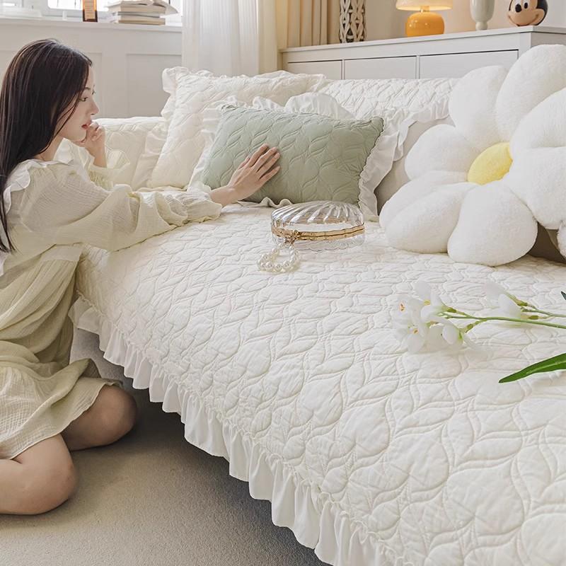 Sofa Cushion Wholesale Four-season Universal Fabric Seat Cushion Pure Cotton Cream Wind Lotus Leaf Edge Non-slip Sofa Cover Towel 90*160cm
Sofa Cushion Wholesale Four-season Universal Fabric Seat Cushion Pure Cotton Cream Wind Lotus Leaf Edge Non-slip Sofa Cover Towel 90*160cm