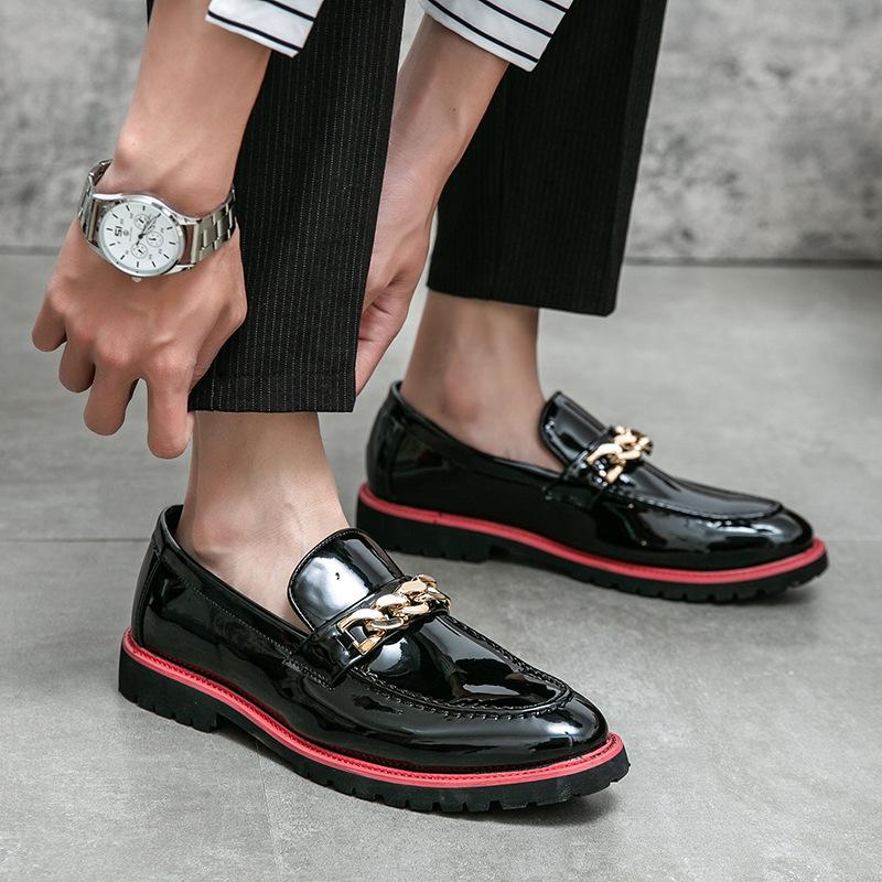Large size pointed leather shoes men s size 38-48 2025 spring and summer new British business leisure one-pedal leather shoes 38
Large size pointed leather shoes men s size 38-48 2025 spring and summer new British business leisure one-pedal leather shoes 38