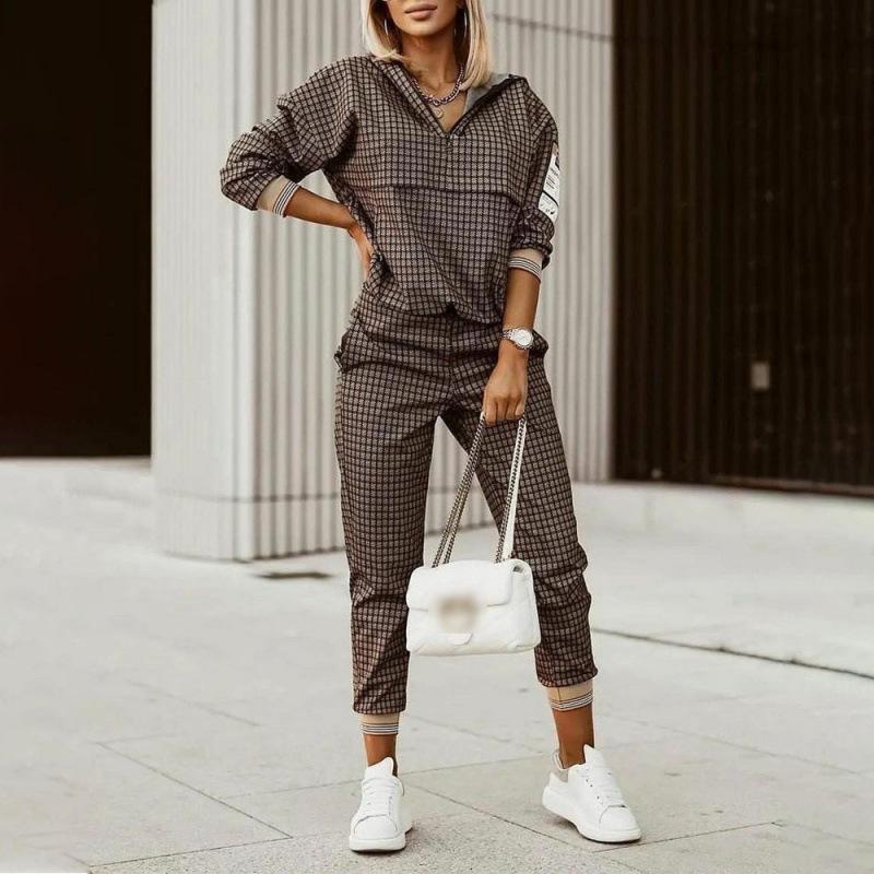 Women s Casual And Fashionable Temperament Set, Printed Long Sleeved Long Pants Two-piece Set L кофейный
Women s Casual And Fashionable Temperament Set, Printed Long Sleeved Long Pants Two-piece Set L кофейный
