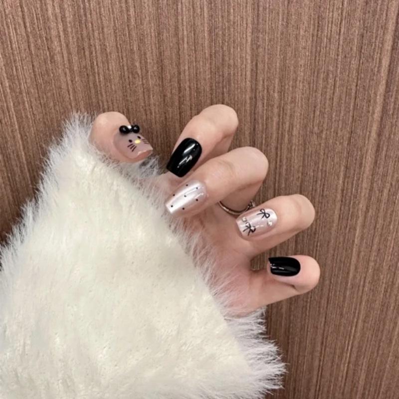 Black Cat Eye Short High-End Wearable False Nails Glue Version
Black Cat Eye Short High-End Wearable False Nails Glue Version