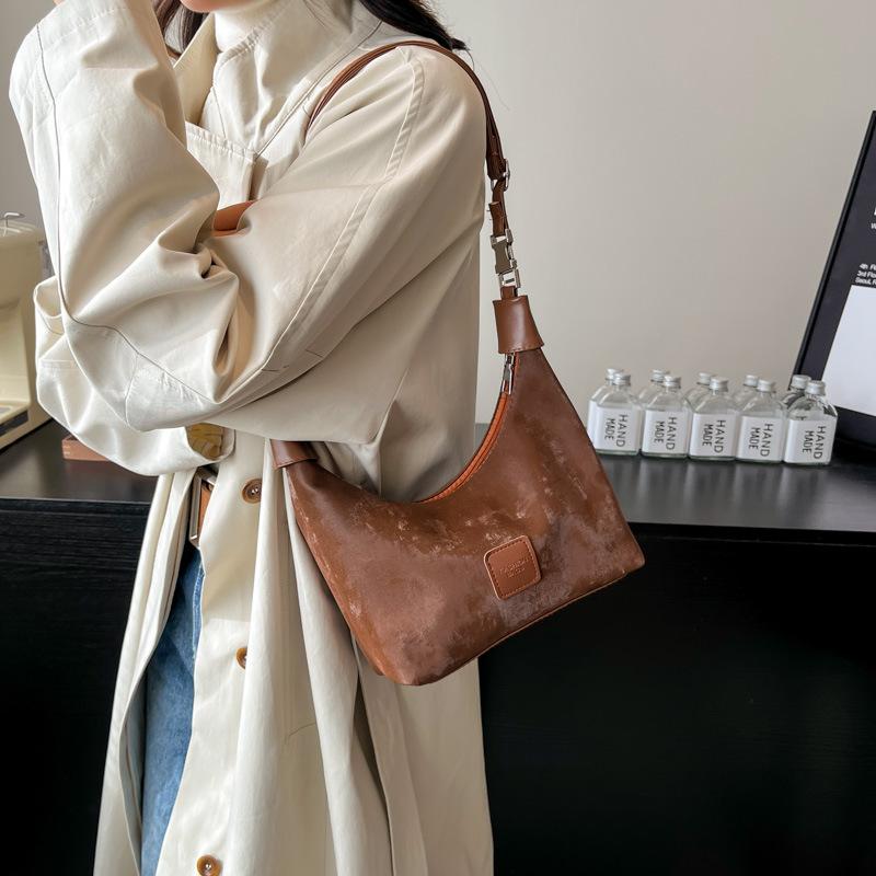 Solid color popular autumn and winter new trendy fashion dumpling pleated hand shoulder crossbody underarm bag female білий
Solid color popular autumn and winter new trendy fashion dumpling pleated hand shoulder crossbody underarm bag female білий