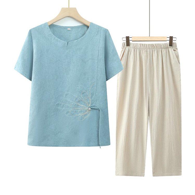 Grandma s Summer Outfit: Short Sleeve T-Shirt & Pants Set for Women 60-70 Years Old 4XL
Grandma s Summer Outfit: Short Sleeve T-Shirt & Pants Set for Women 60-70 Years Old 4XL