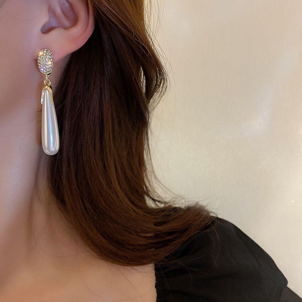 Temperament Zircon Crystal Women Dangle Earrings Ear Jewelry Korean Stud Earrings Drop Earrings
Temperament Zircon Crystal Women Dangle Earrings Ear Jewelry Korean Stud Earrings Drop Earrings