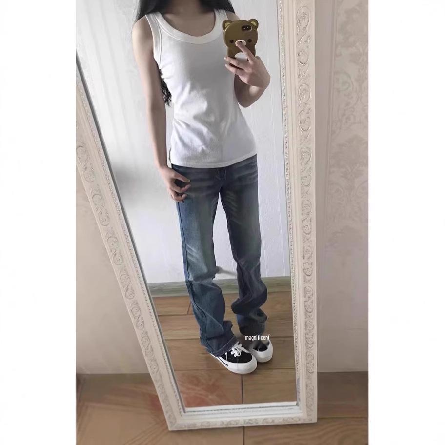 Women s Slim Fit Sleeveless Tank Top - Anti-Exposure, Lightweight, Versatile Layer for Spring, Summer, and Autumn Large
Women s Slim Fit Sleeveless Tank Top - Anti-Exposure, Lightweight, Versatile Layer for Spring, Summer, and Autumn Large