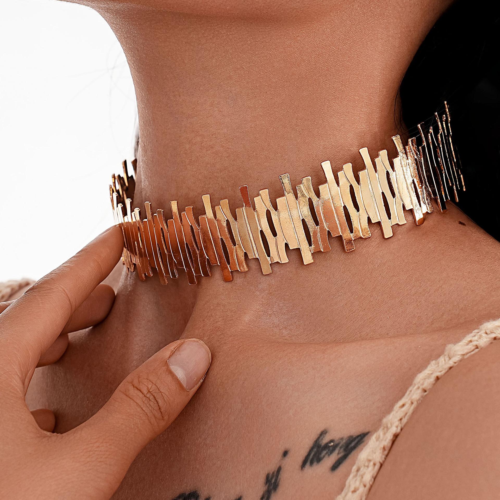 Personalized Necklace, Exaggerated Irregular Metal Collar Opening Jewelry
Personalized Necklace, Exaggerated Irregular Metal Collar Opening Jewelry