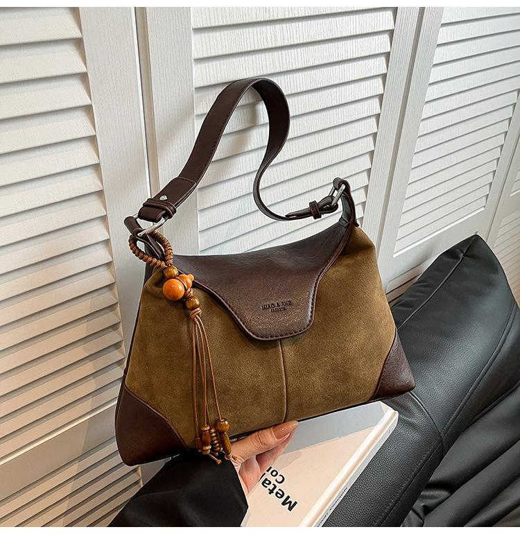 Fashionable design niche bag women s 2025 new retro spliced underarm bag super hot commuter shoulder crossbody bag хакі
Fashionable design niche bag women s 2025 new retro spliced underarm bag super hot commuter shoulder crossbody bag хакі