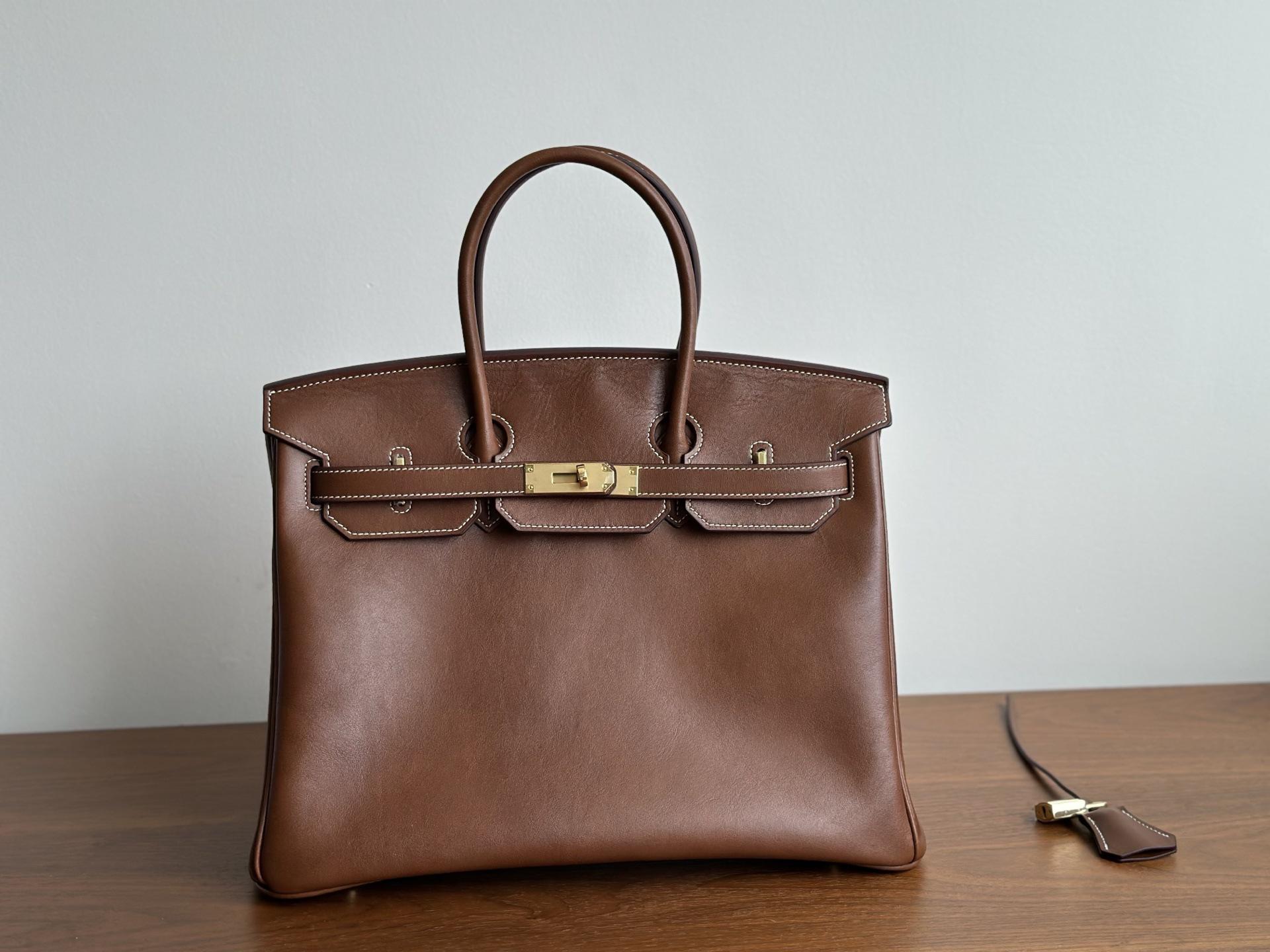 35см Сумка-месенджер з коров ячої шкіри для жінок Великої місткості Проста модна ручна сумка через плече 35cm коричневий
35см Сумка-месенджер з коров ячої шкіри для жінок Великої місткості Проста модна ручна сумка через плече 35cm коричневий