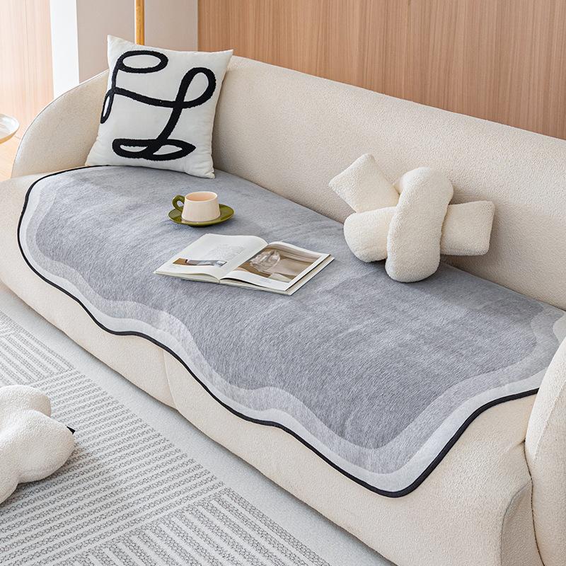 Коврик Cloud Mat из синели, подушка для дивана, Нескользящая полностью завернутая крышка, ткань, четыре сезона, универсальные подушки для сидений для спальни 90*120cm
Коврик Cloud Mat из синели, подушка для дивана, Нескользящая полностью завернутая крышка, ткань, четыре сезона, универсальные подушки для сидений для спальни 90*120cm